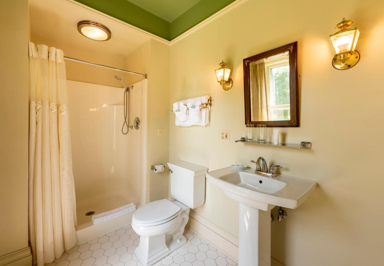 White Spring Manor 3* Geneva